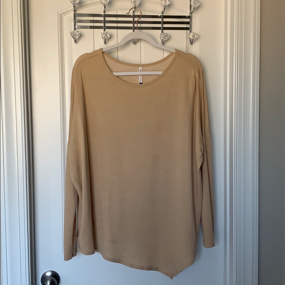 Camel colored sweater Large